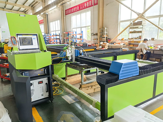 MAX Industrial Auto-Focus Laser Cutting Machine Disassemblable and Stable for Clean Metal Sheet Supports AI BMP PLT Formats