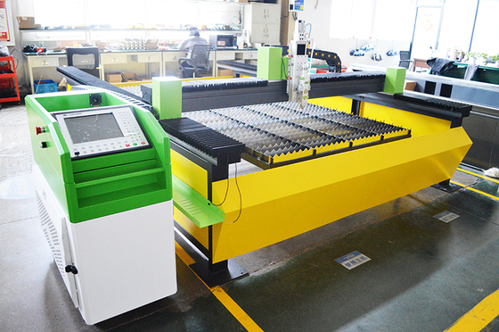 Industrial  Advanced Laser Cutting Machinery Large Format Steels Metal Plate 400W LF3015E AU3TECH High-power Laser Cut System